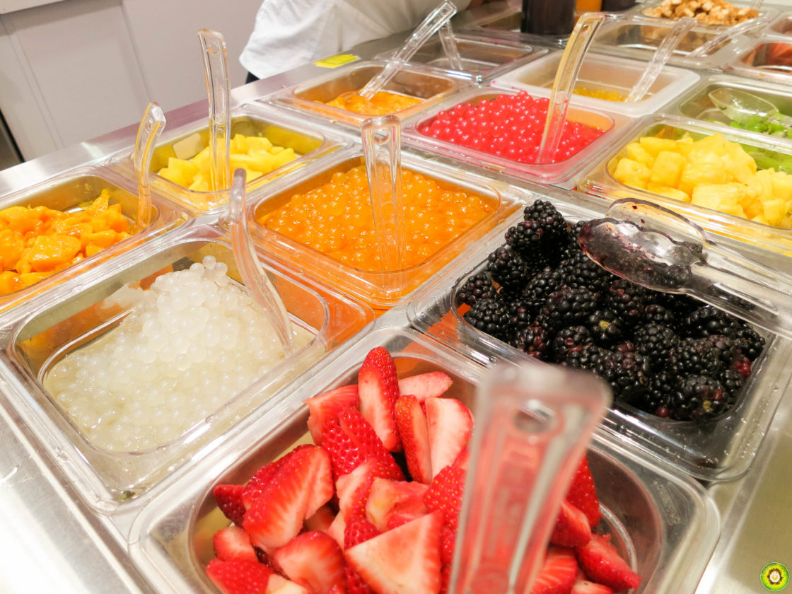 Fresh Fruit Toppings - FOODOBYTE